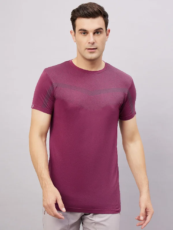 Versatile Men's Tank TopsMen's Round Neck Half Sleeves Seamless T-Shirt - Wine