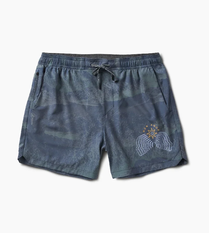 Men's Pants with Adjustable WaistbandsSerrano Shorts 5"